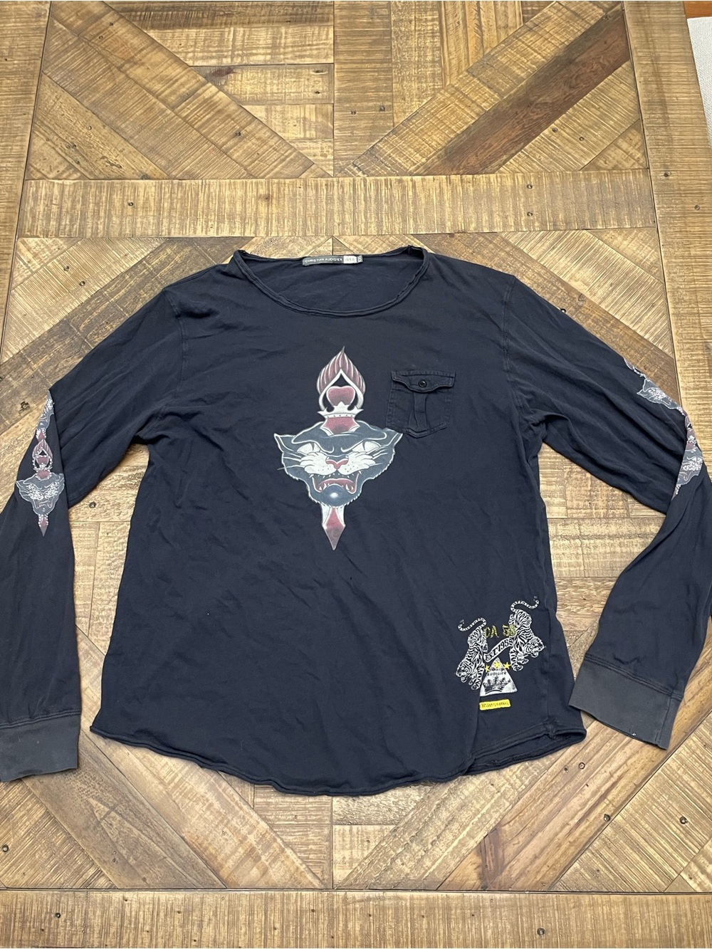 Rare Christian Audigier Crewneck Tee with unique open-slit / split-back